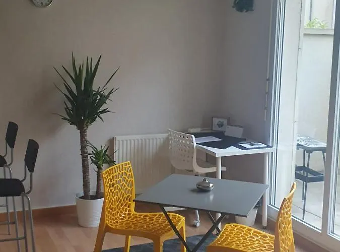 Terrasse Centre Perseval דירה *